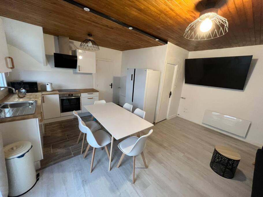 Appartement Style Chalet Standing 2 A 6 Personnes Ла-Бурбуль Екстер'єр фото