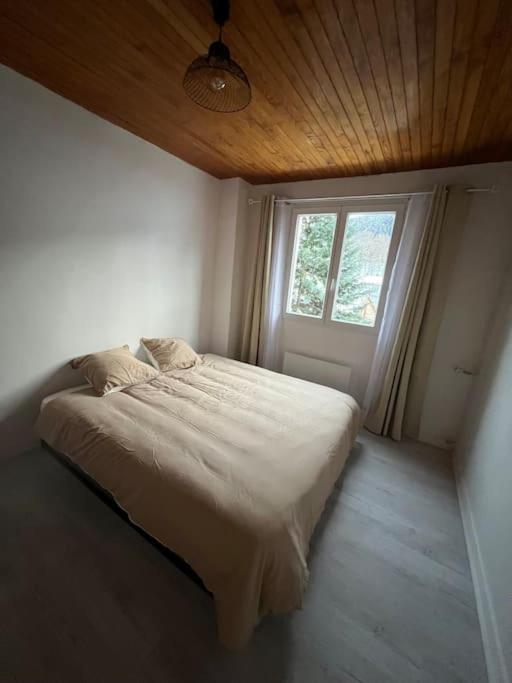 Appartement Style Chalet Standing 2 A 6 Personnes Ла-Бурбуль Екстер'єр фото